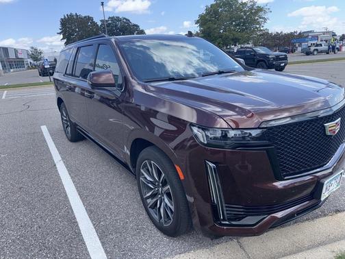 2023 Cadillac Escalade ESV Sport Platinum