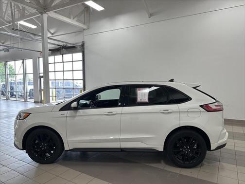 2022 Ford Edge ST Line