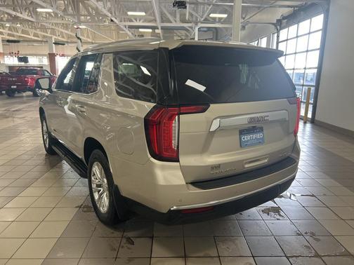 2022 GMC Yukon SLT