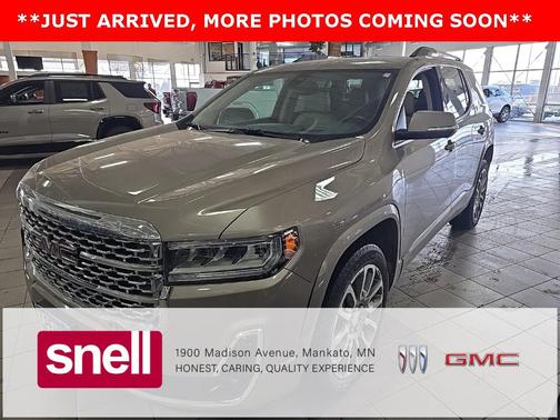 2023 GMC Acadia Denali