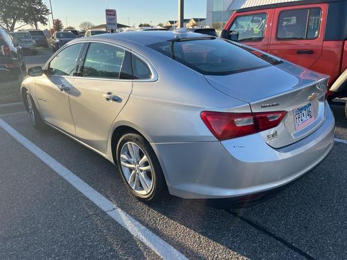 2017 Chevrolet Malibu 1LT