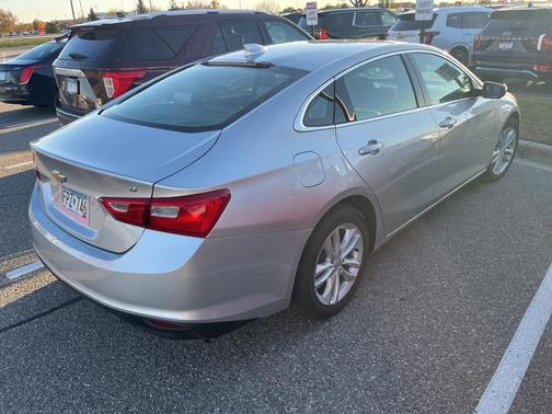 2017 Chevrolet Malibu 1LT