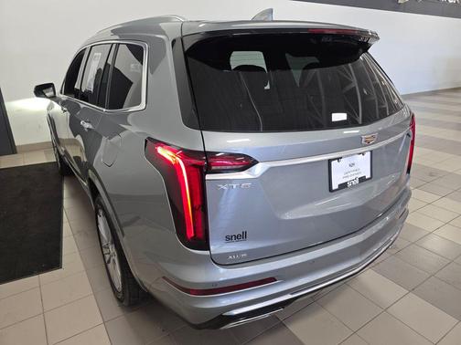 Argent Silver Metallic 2024 Cadillac XT6 Premium Luxury AWD