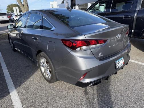 2018 Hyundai SONATA Sport