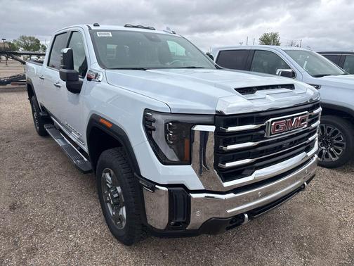 Glacier White Tricoat 2026 GMC Sierra 3500 SLT