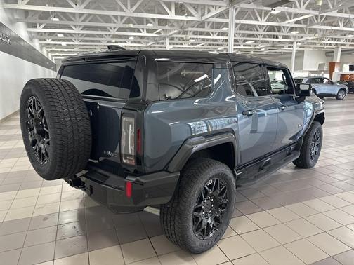 2026 GMC HUMMER EV SUV 2X