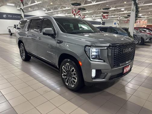 2023 GMC Yukon XL Denali Ultimate