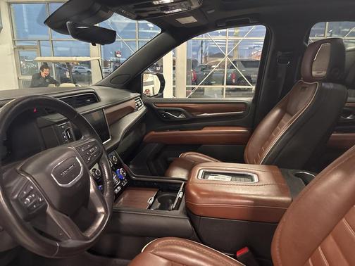 2023 GMC Yukon XL Denali Ultimate