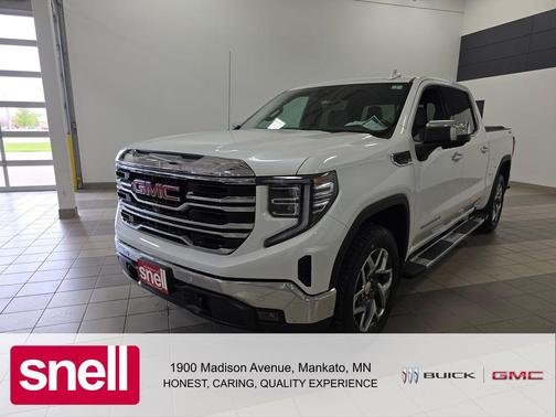 White Frost Tricoat 2023 GMC Sierra 1500 SLT