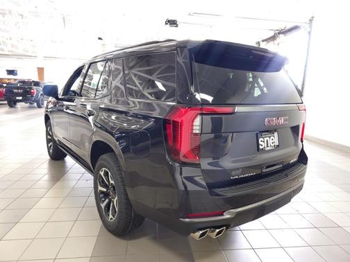 2026 GMC Yukon 4WD AT4
