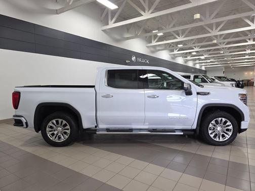 Glacier White Tricoat 2026 GMC Sierra 1500 Denali