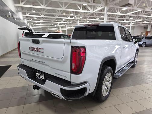 Glacier White Tricoat 2026 GMC Sierra 1500 Denali