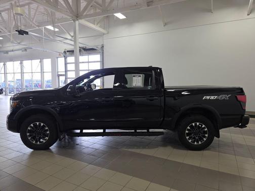 2023 Nissan Titan PRO-4X