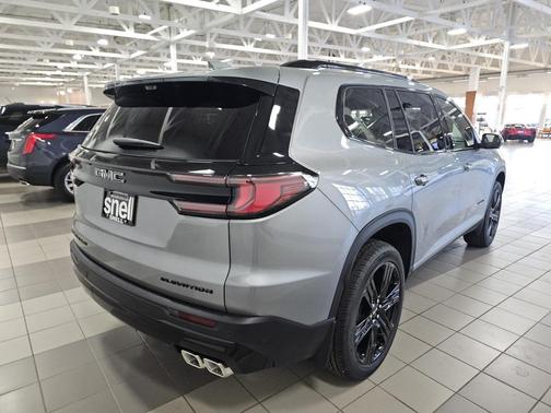 2026 GMC Acadia AWD Elevation