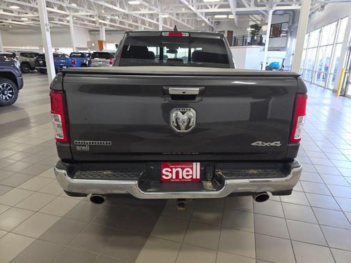 Granite Crystal Metallic Clearcoat 2019 RAM 1500 Big Horn