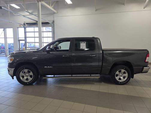 Granite Crystal Metallic Clearcoat 2019 RAM 1500 Big Horn
