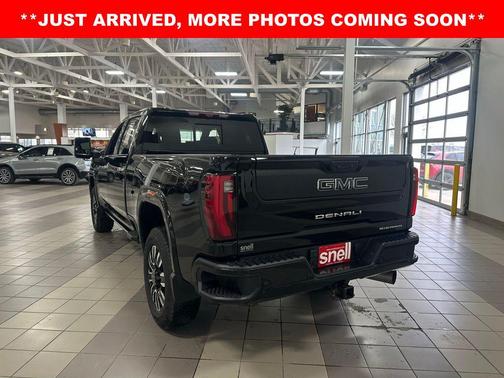 2024 GMC Sierra 3500 Denali