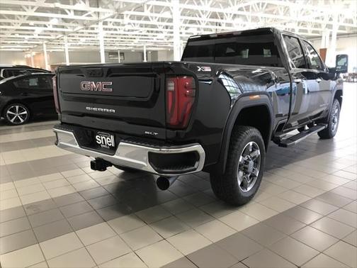 2025 GMC Sierra 3500 SLT