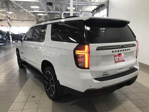 2022 Chevrolet Suburban RST