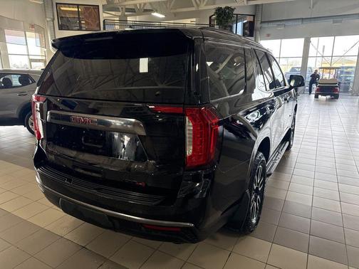 2023 GMC Yukon 4WD AT4