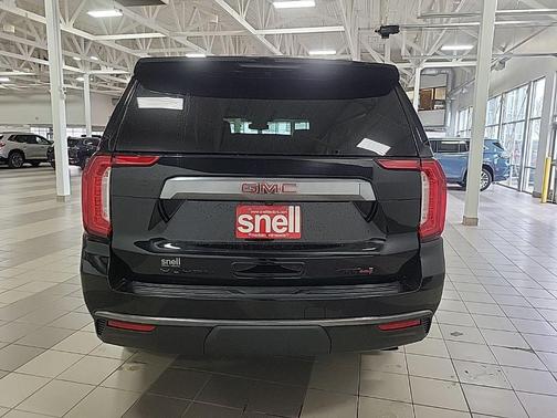 2023 GMC Yukon 4WD AT4