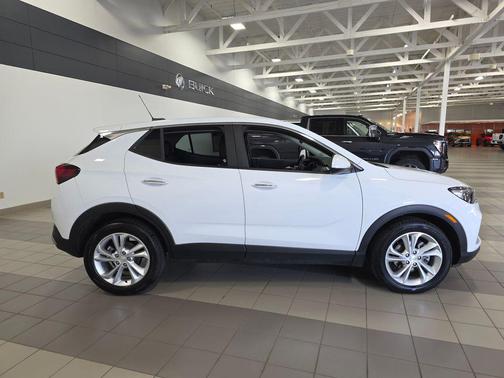 Summit White 2021 Buick Encore GX Preferred