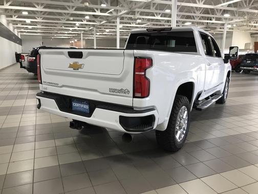 2024 Chevrolet Silverado 3500 High Country