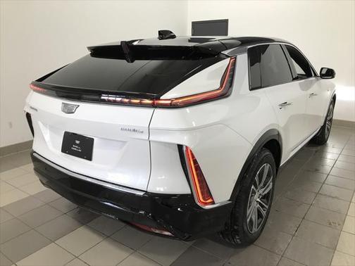 2025 Cadillac LYRIQ Luxury w/1SC