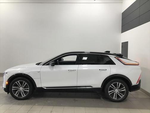 2025 Cadillac LYRIQ Luxury w/1SC