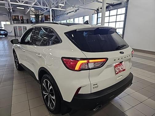 2021 Ford Escape SE