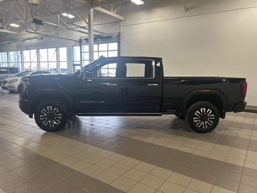 2025 GMC Sierra 3500 Denali