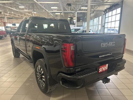 2025 GMC Sierra 3500 Denali