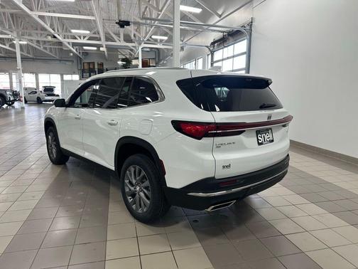 summit white 2026 Buick Enclave Preferred