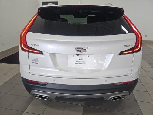 2021 Cadillac XT4 Premium Luxury