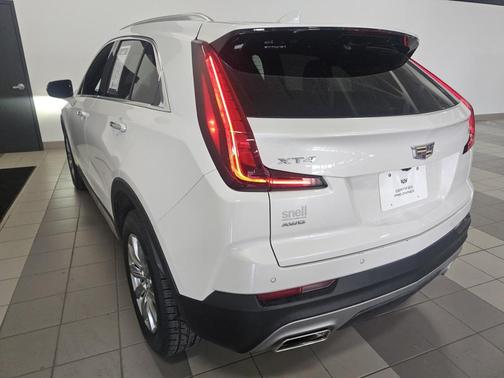 2021 Cadillac XT4 Premium Luxury