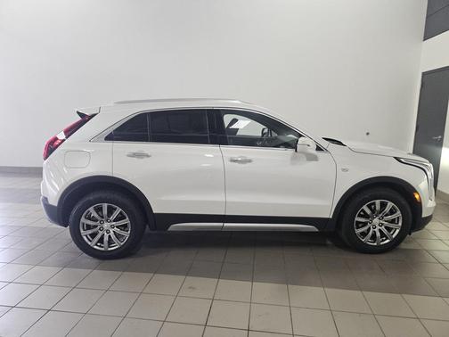 2021 Cadillac XT4 Premium Luxury
