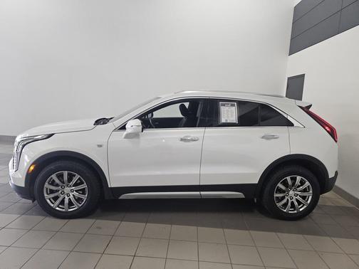 2021 Cadillac XT4 Premium Luxury