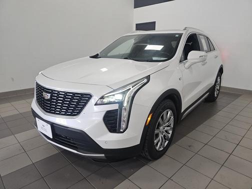 2021 Cadillac XT4 Premium Luxury