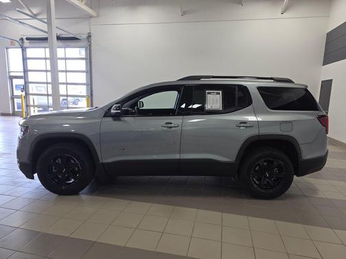 Sterling Metallic 2023 GMC Acadia AWD AT4