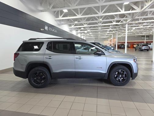 Sterling Metallic 2023 GMC Acadia AWD AT4