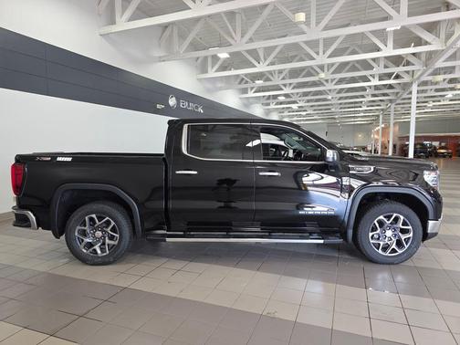 Onyx Black 2026 GMC Sierra 1500 SLT