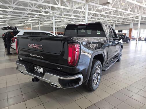 Onyx Black 2026 GMC Sierra 1500 SLT