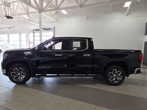Onyx Black 2026 GMC Sierra 1500 SLT