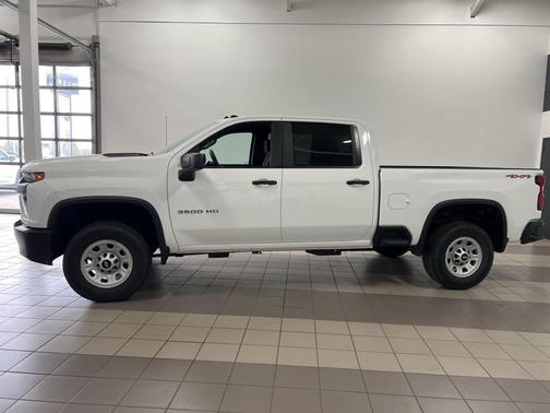 2022 Chevrolet Silverado 3500 WT