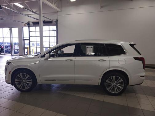 2022 Cadillac XT6 Premium Luxury AWD