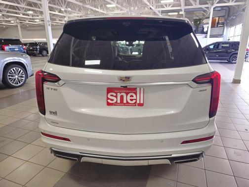 2022 Cadillac XT6 Premium Luxury AWD