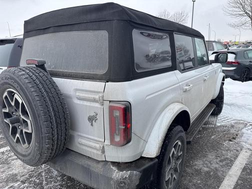 2024 Ford Bronco Outer Banks