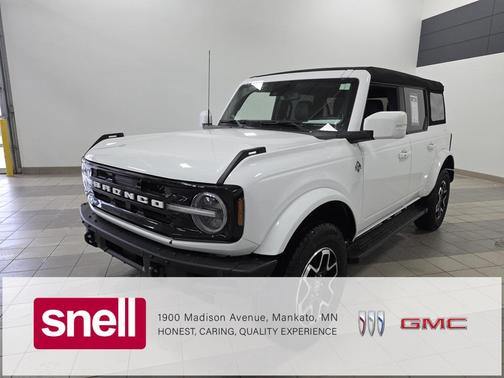 2024 Ford Bronco Outer Banks