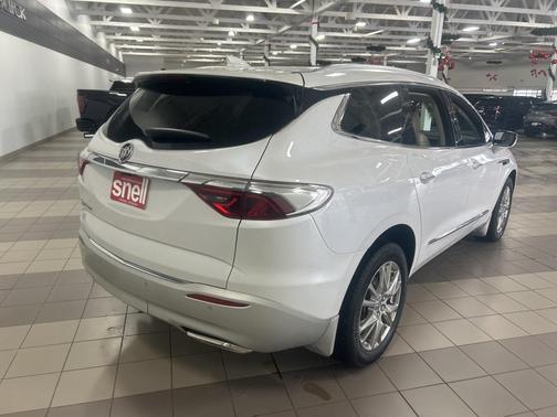 2023 Buick Enclave Premium AWD