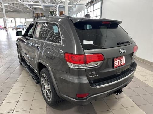 2020 Jeep Grand Cherokee Overland